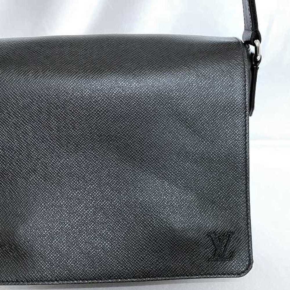 LOUIS VUITTON Black Leather Shoulder Bag - Picture 8 of 11